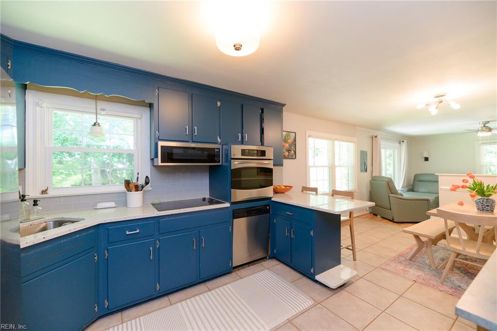 10 Lucerne Circle Newport News VA 23606