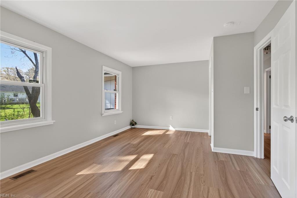 122 Jenness Lane Newport News VA 23602