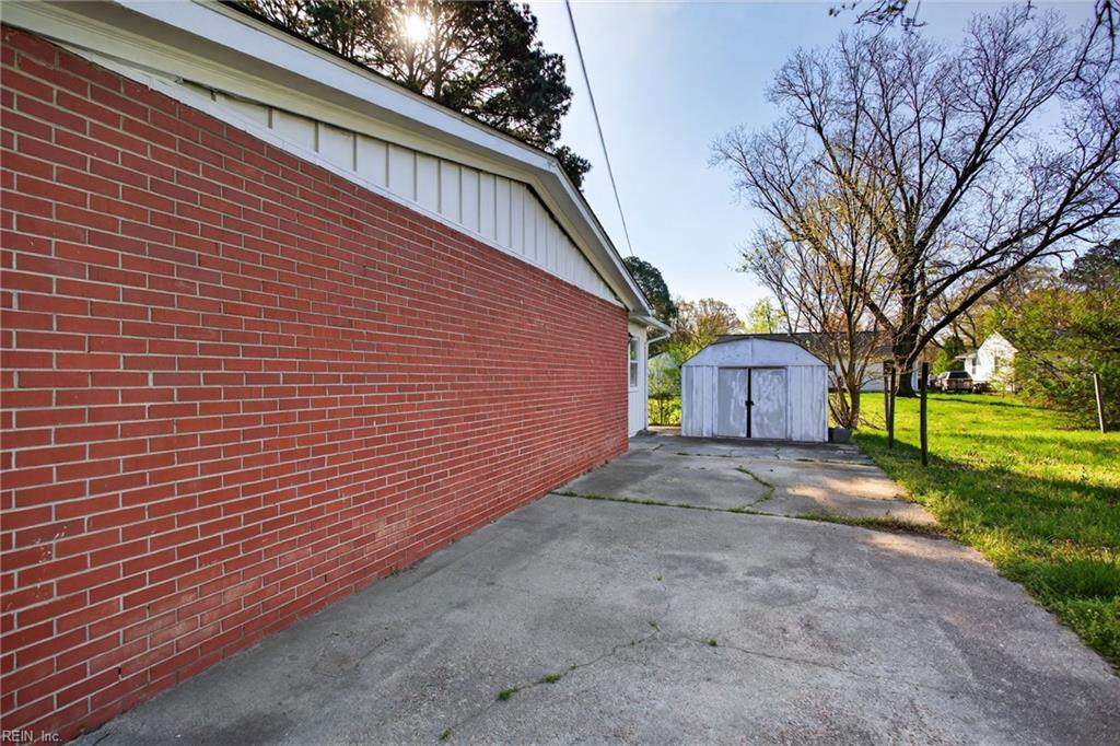122 Jenness Lane Newport News VA 23602