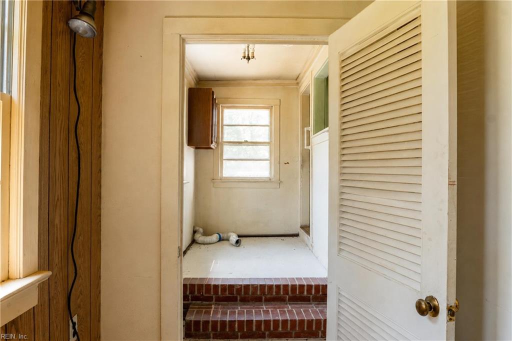 9147 Farys Mill Road Gloucester VA 23061