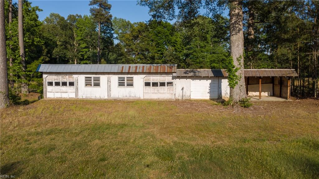 9147 Farys Mill Road Gloucester VA 23061