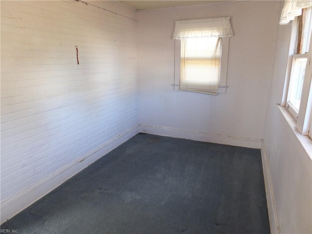 2208 Roanoke Avenue Newport News VA 23607