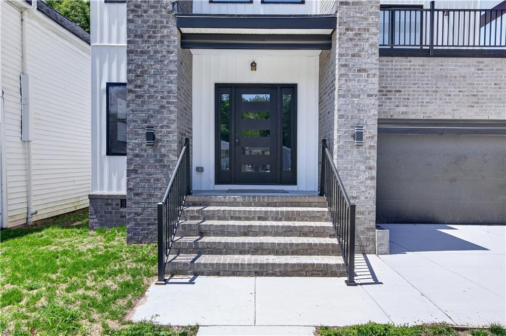 645 Ivy Avenue Newport News VA 23607