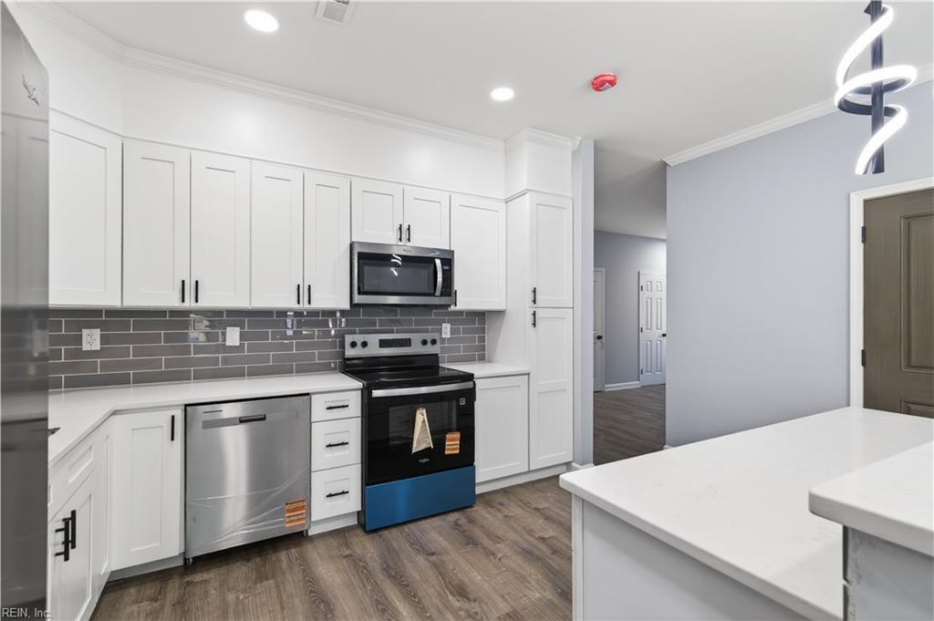 645 Ivy Avenue Newport News VA 23607