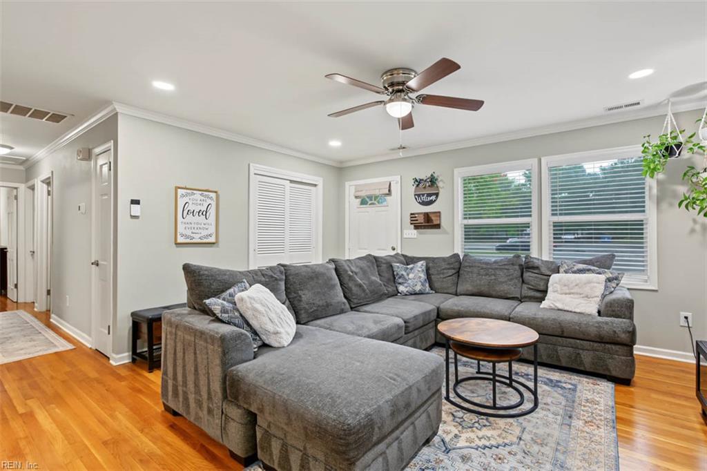 656 Harpersville Road Newport News VA 23601