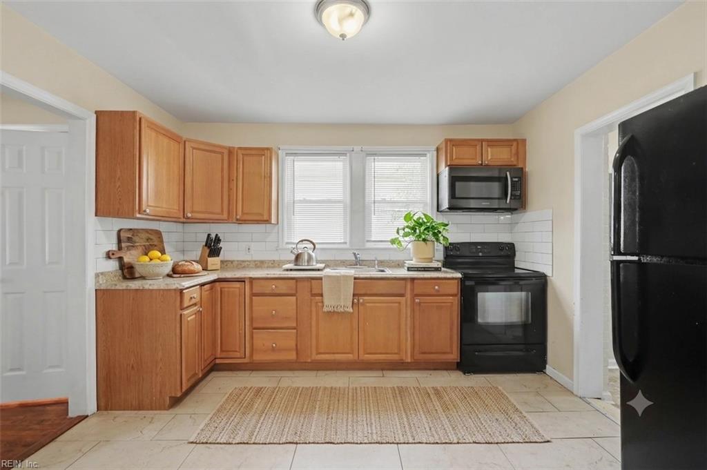 1804 Marshall Avenue Newport News VA 23607