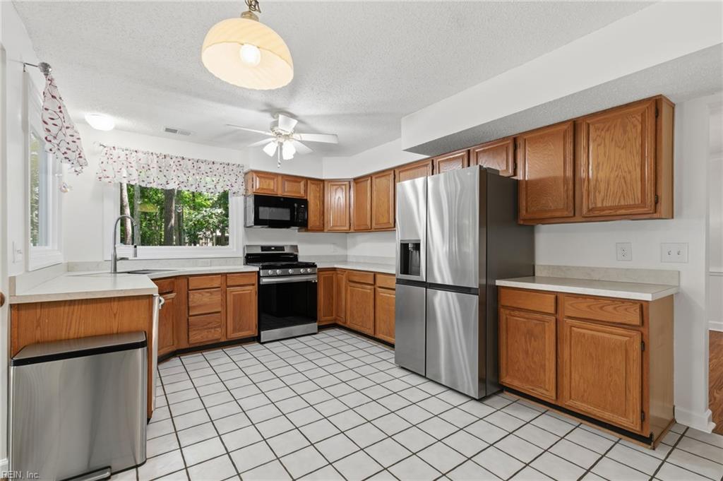899 Eastnor Court Newport News VA 23608