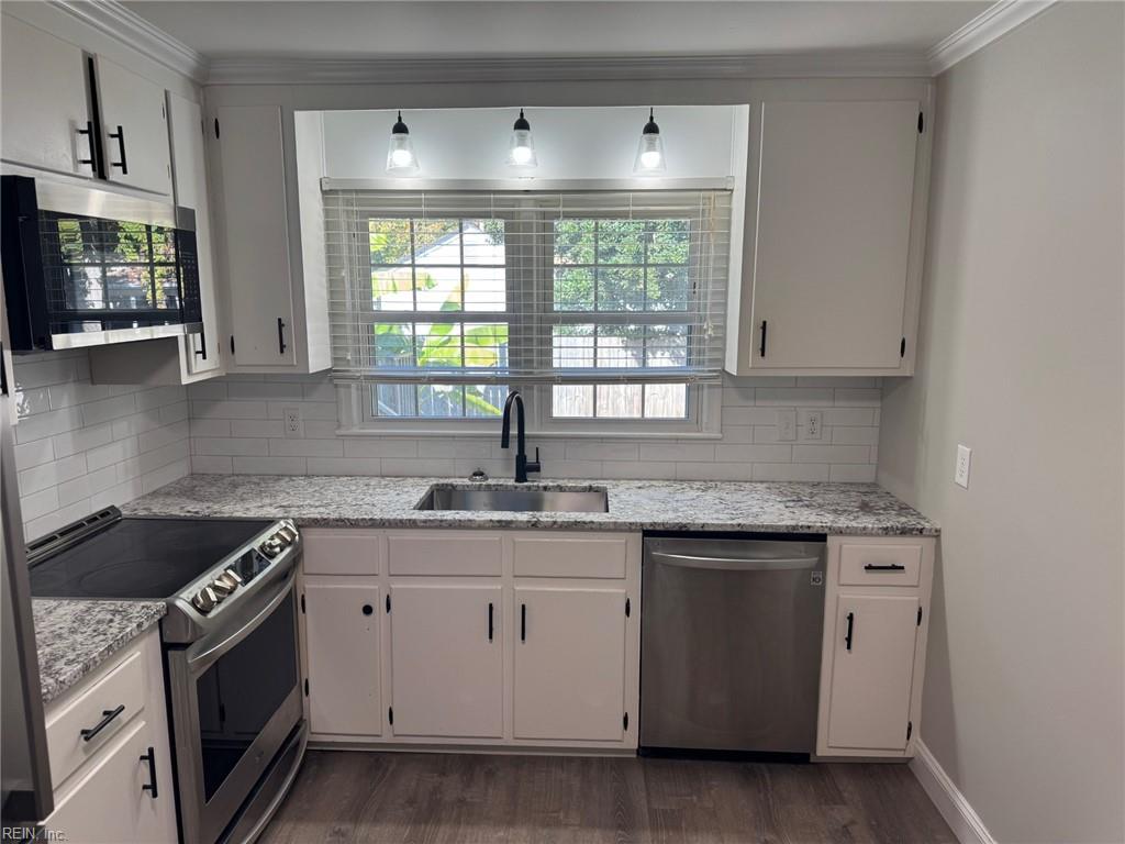 29 Effingham Place Newport News VA 23608