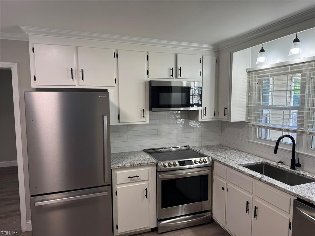 29 Effingham Place Newport News VA 23608