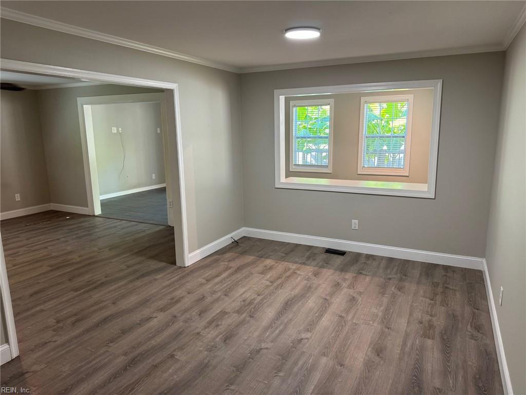 29 Effingham Place Newport News VA 23608