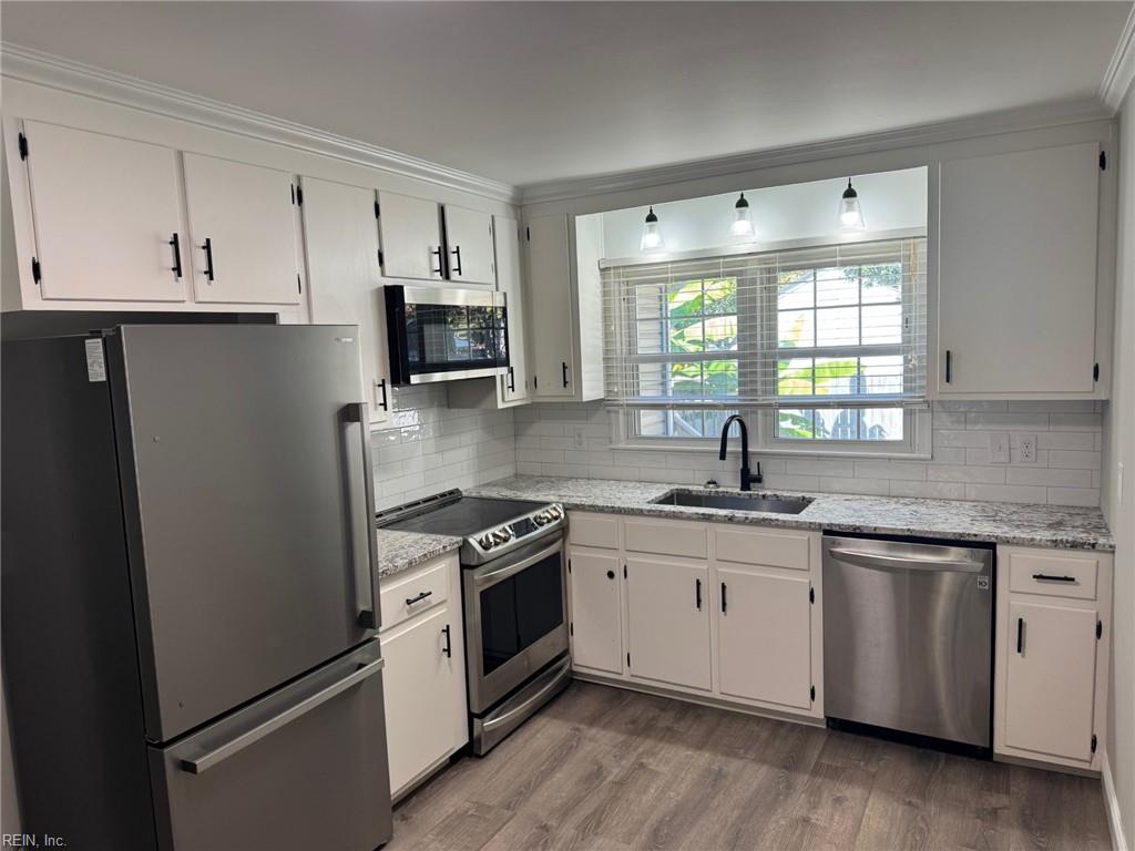29 Effingham Place Newport News VA 23608