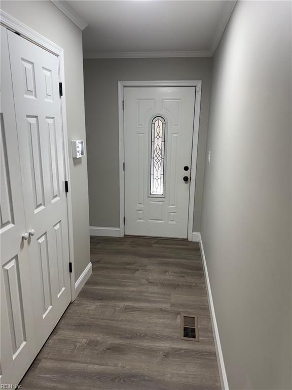 29 Effingham Place Newport News VA 23608