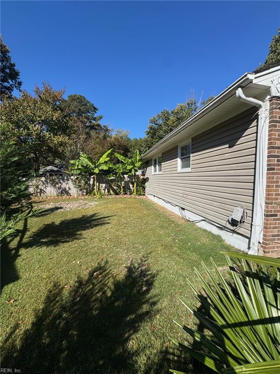 29 Effingham Place Newport News VA 23608