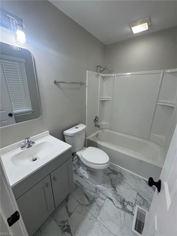 29 Effingham Place Newport News VA 23608