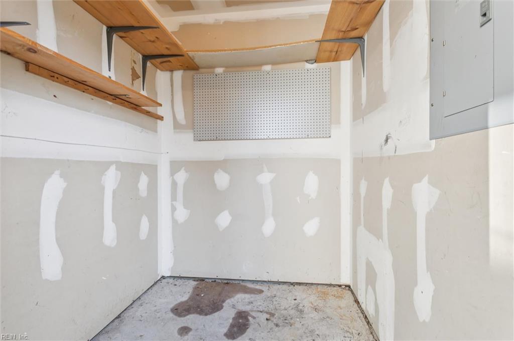 817 Player Lane Newport News VA 23602