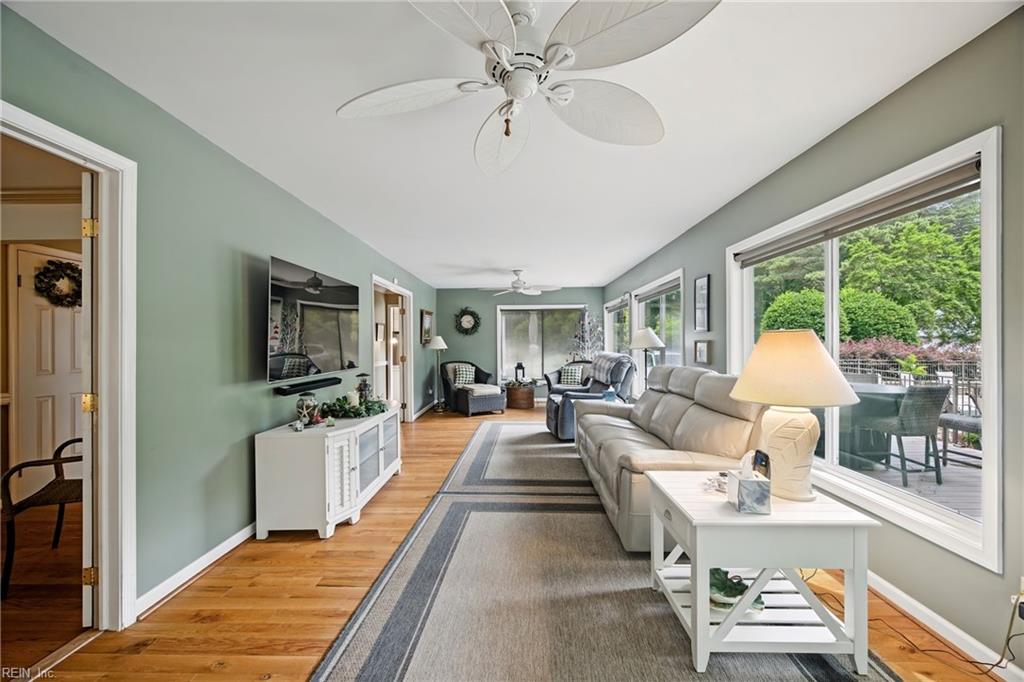 423 Weston Road Yorktown VA 23692