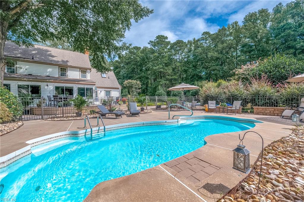 423 Weston Road Yorktown VA 23692