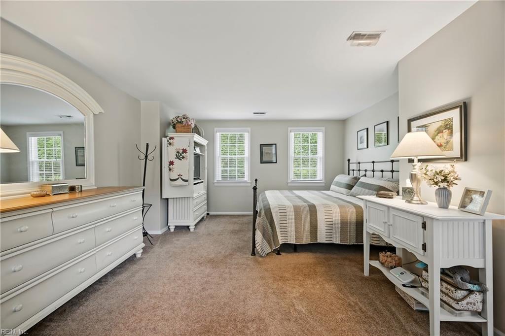 423 Weston Road Yorktown VA 23692