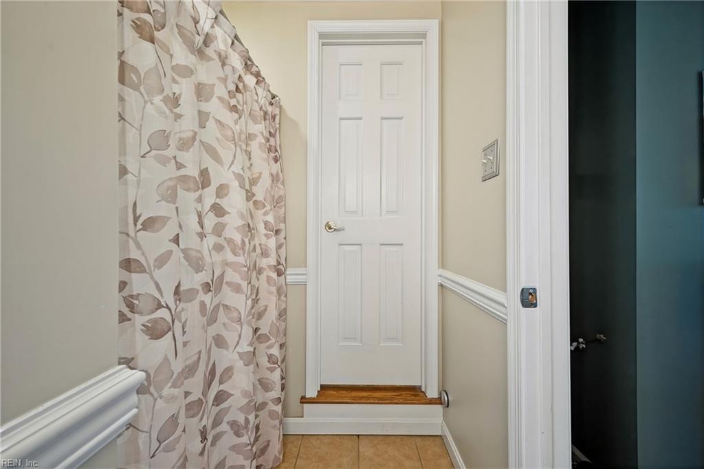 423 Weston Road Yorktown VA 23692