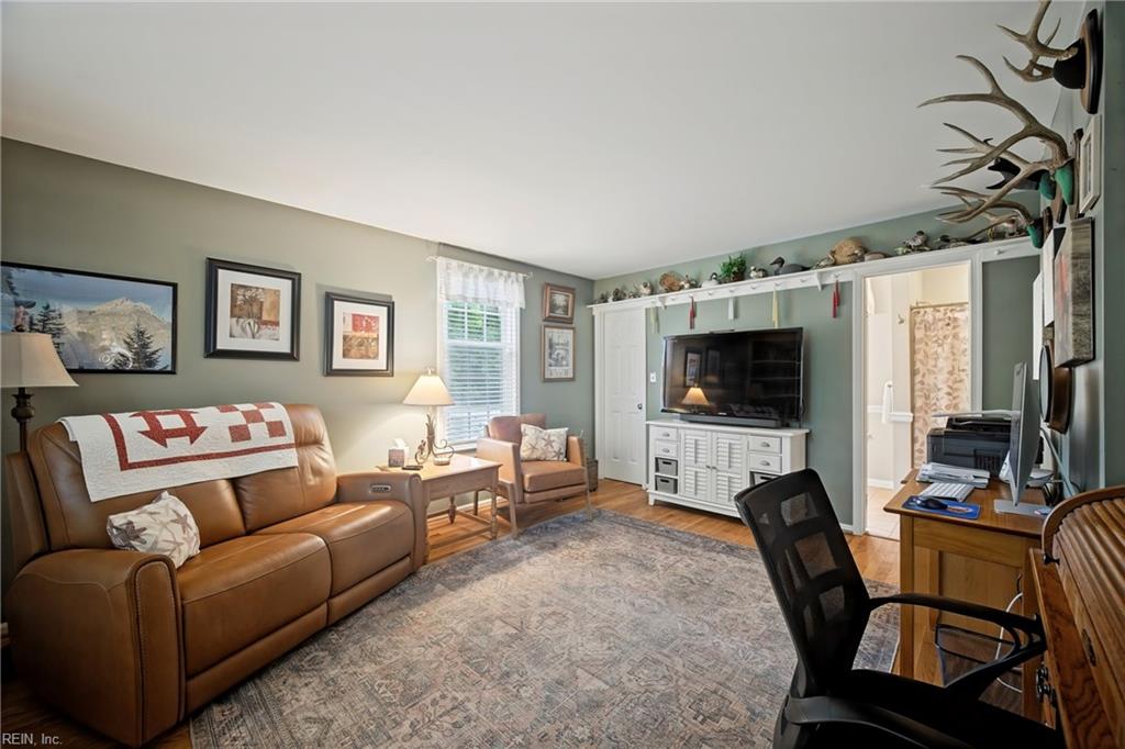 423 Weston Road Yorktown VA 23692