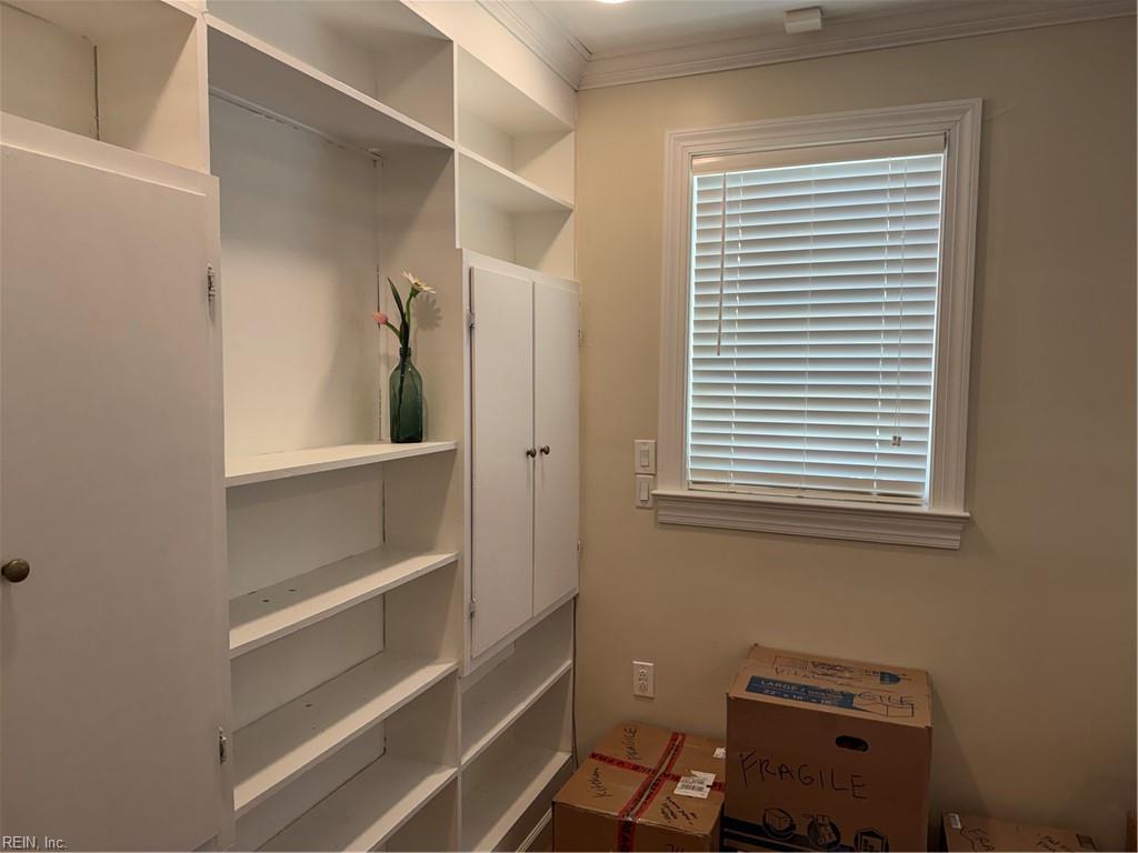264 James River Drive Newport News VA 23601