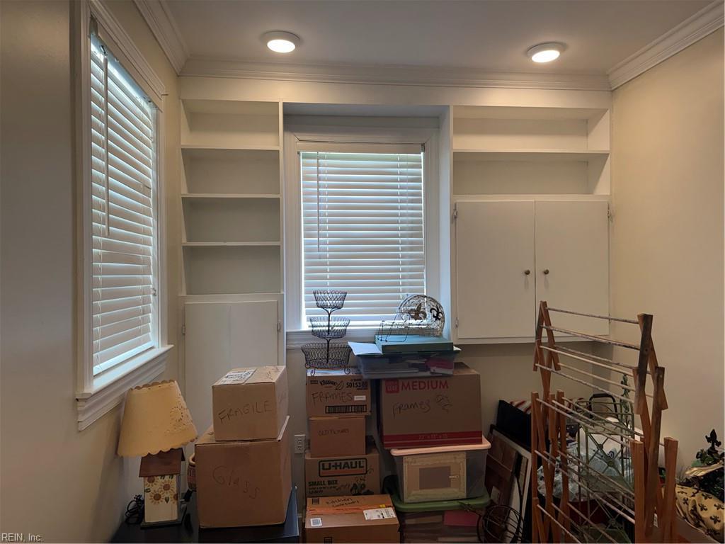 264 James River Drive Newport News VA 23601