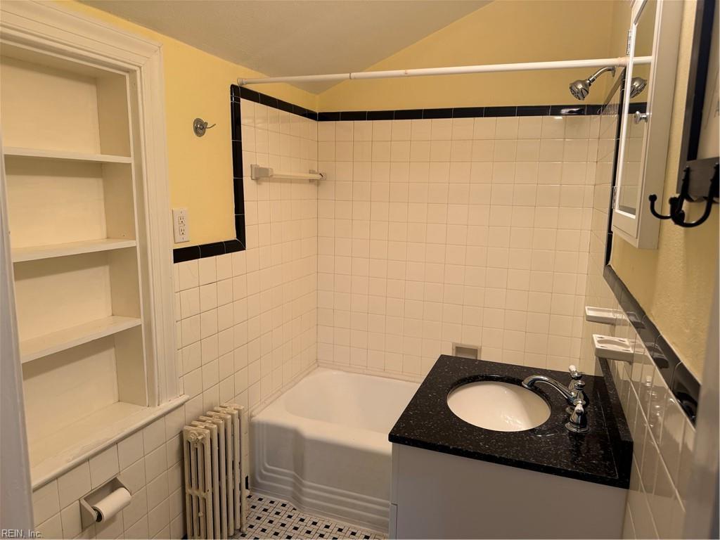 264 James River Drive Newport News VA 23601