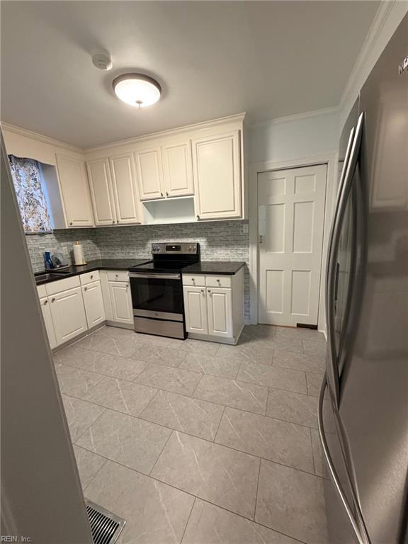 264 James River Drive Newport News VA 23601