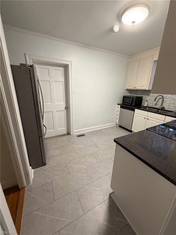 264 James River Drive Newport News VA 23601