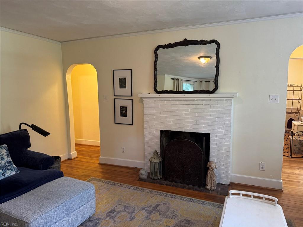 264 James River Drive Newport News VA 23601