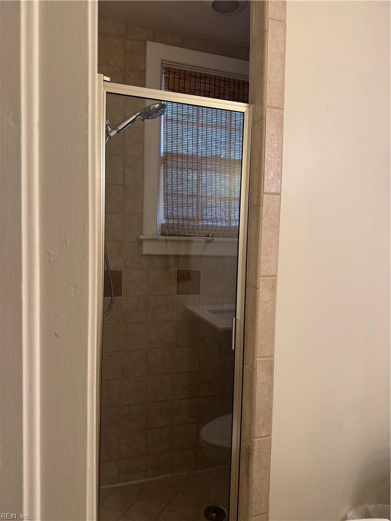 264 James River Drive Newport News VA 23601
