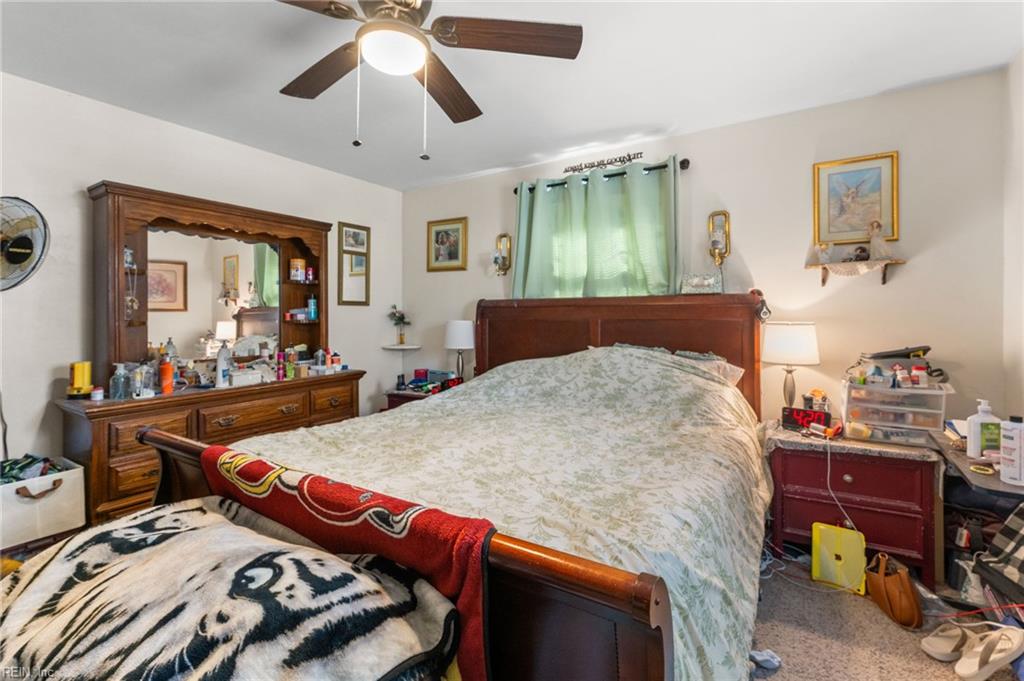 318 Williamsburg Court Newport News VA 23606