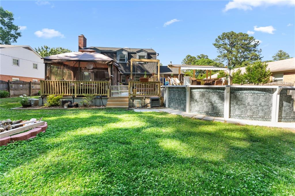 318 Williamsburg Court Newport News VA 23606