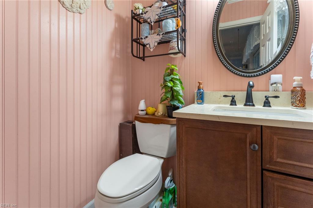 318 Williamsburg Court Newport News VA 23606