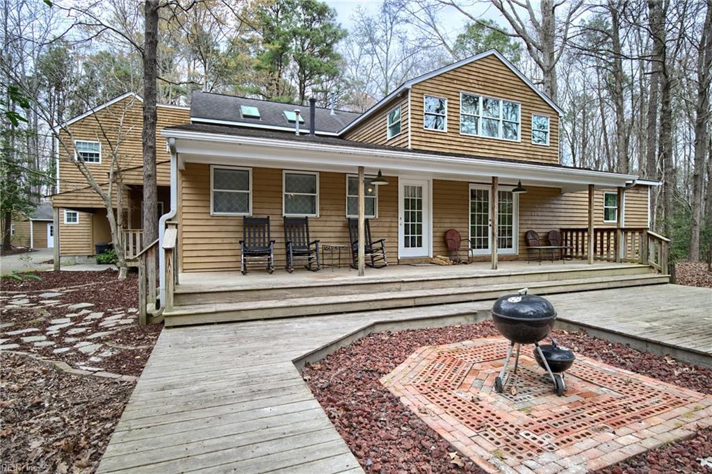 9550 Gee Farm Road Gloucester VA 23061