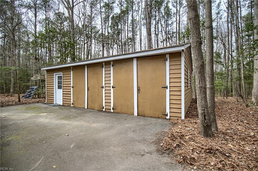 9550 Gee Farm Road Gloucester VA 23061