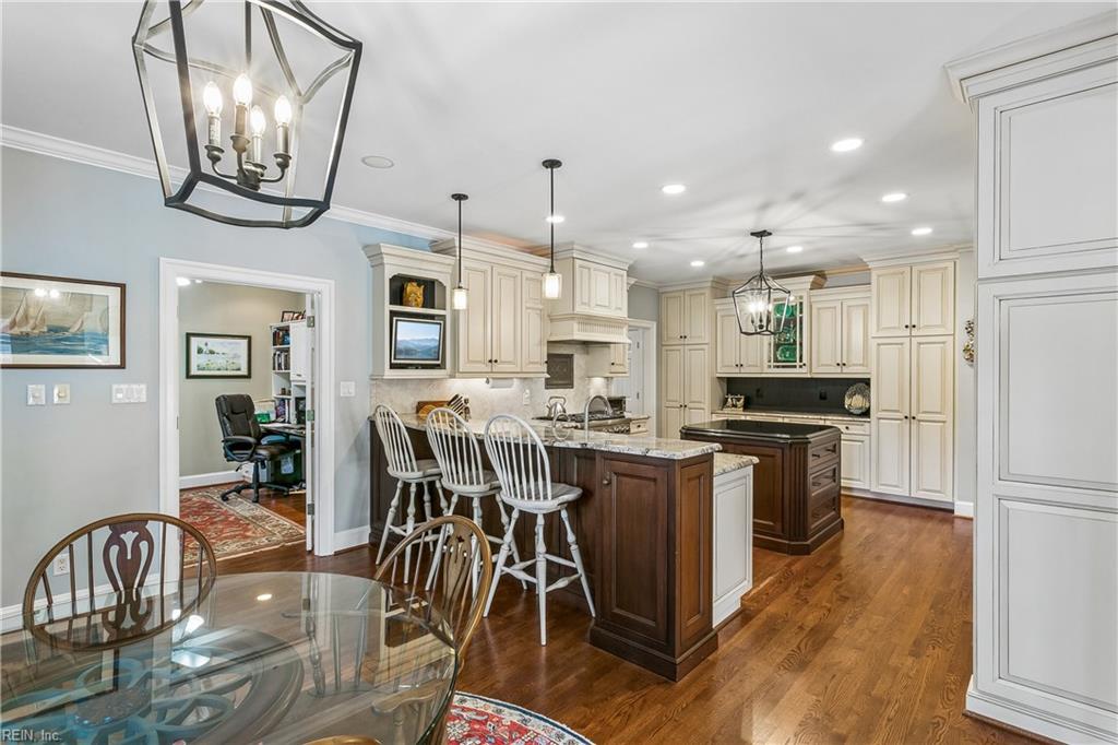 100 Eastbury Williamsburg VA 23188