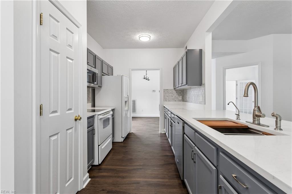 125 Brightwood Terrace Yorktown VA 23690