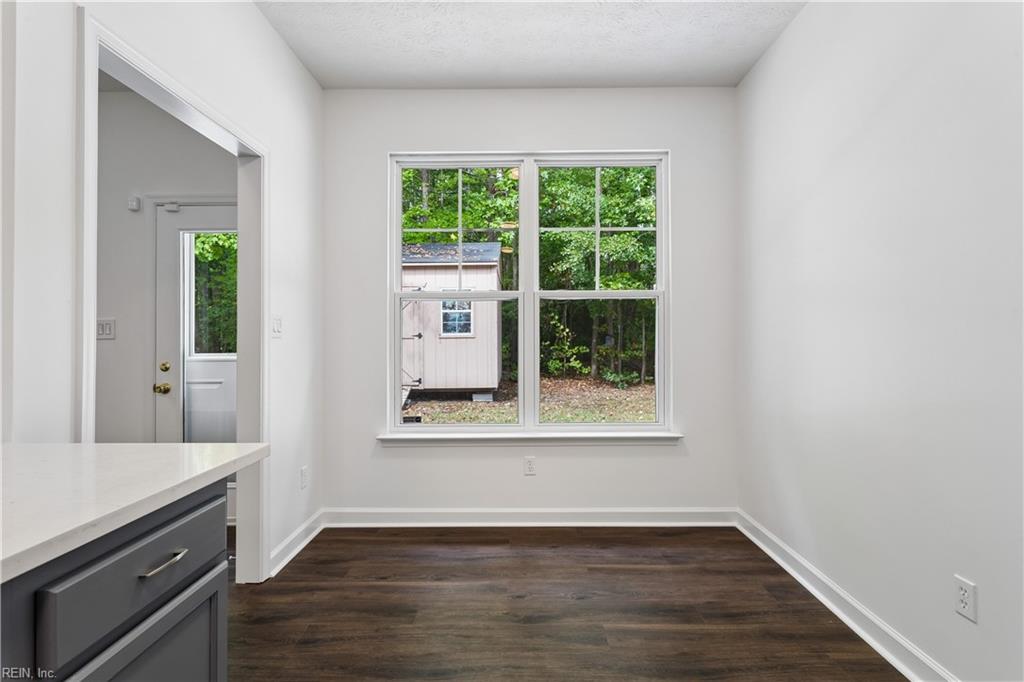 125 Brightwood Terrace Yorktown VA 23690