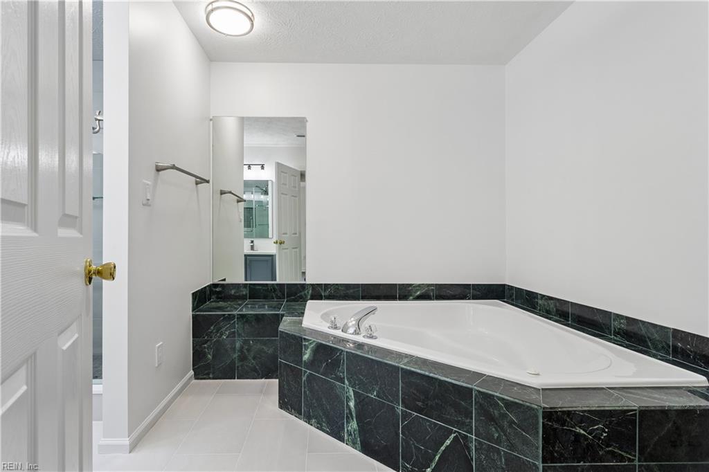 125 Brightwood Terrace Yorktown VA 23690