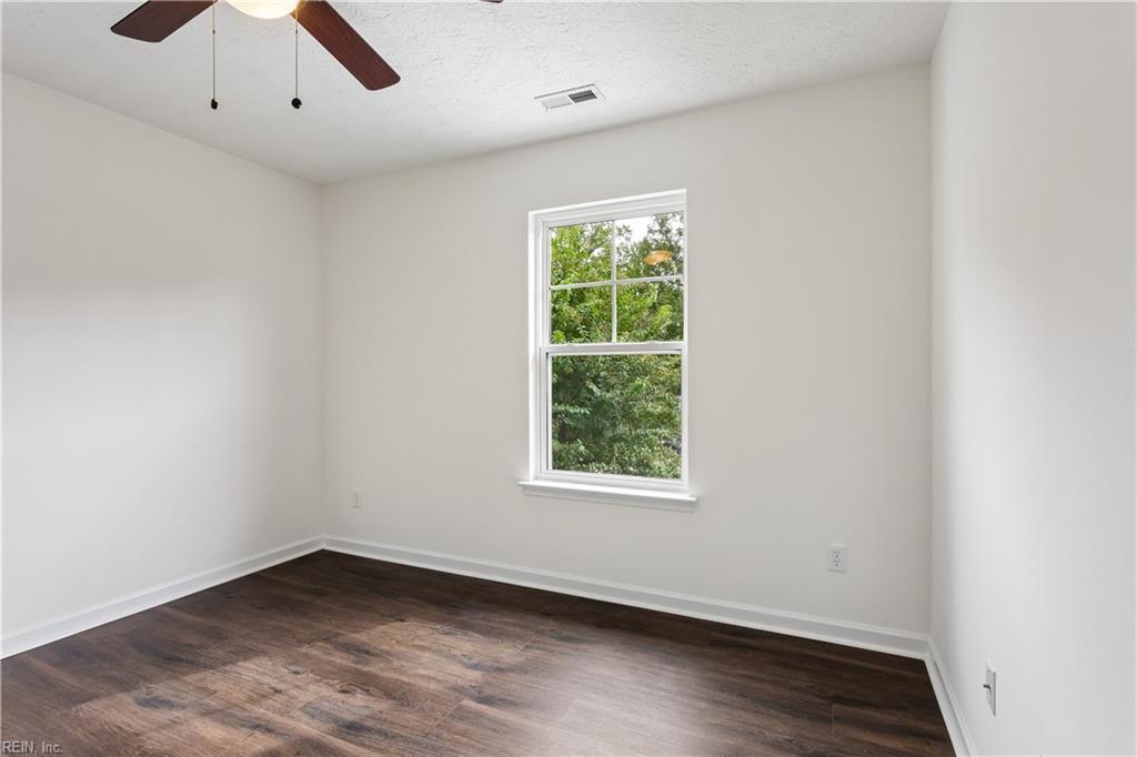 125 Brightwood Terrace Yorktown VA 23690