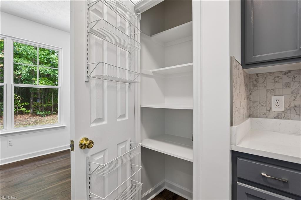 125 Brightwood Terrace Yorktown VA 23690