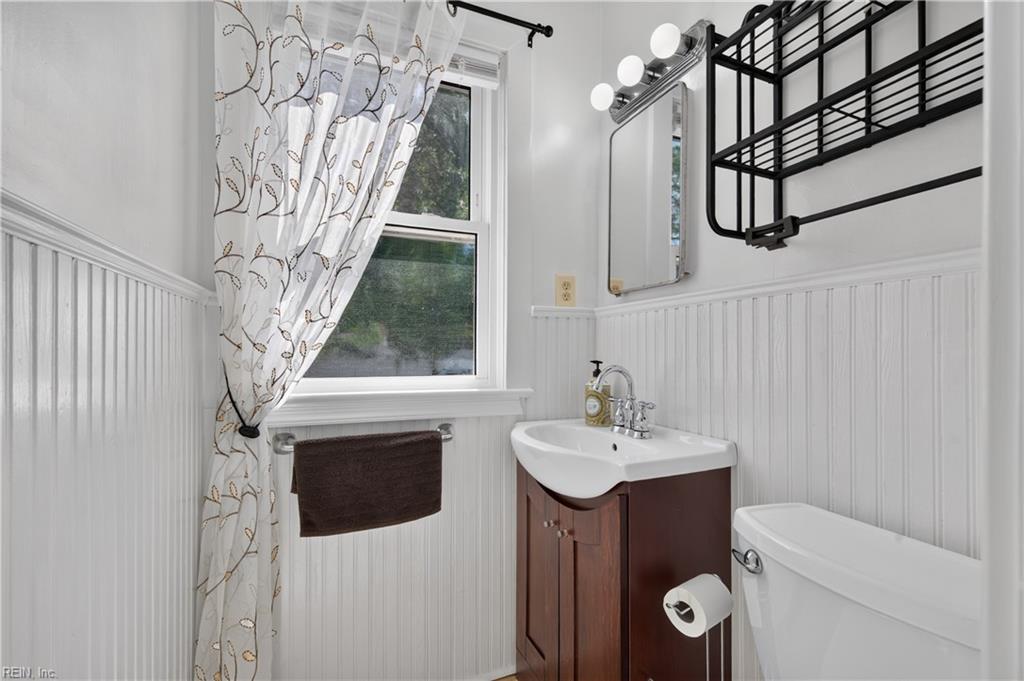 26 Langley Avenue Newport News VA 23601