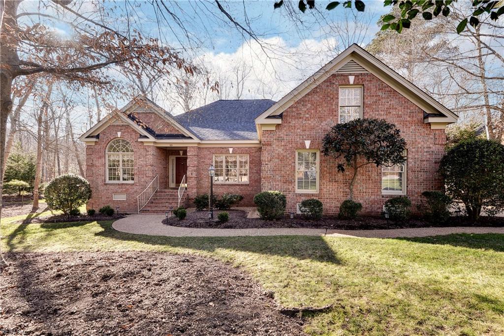 Williamsburg VA, 101 Pine Valley