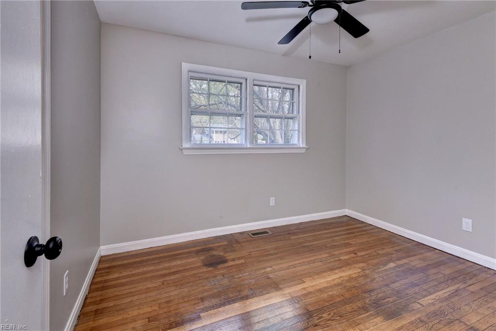 220 Stag Terrace Newport News VA 23602