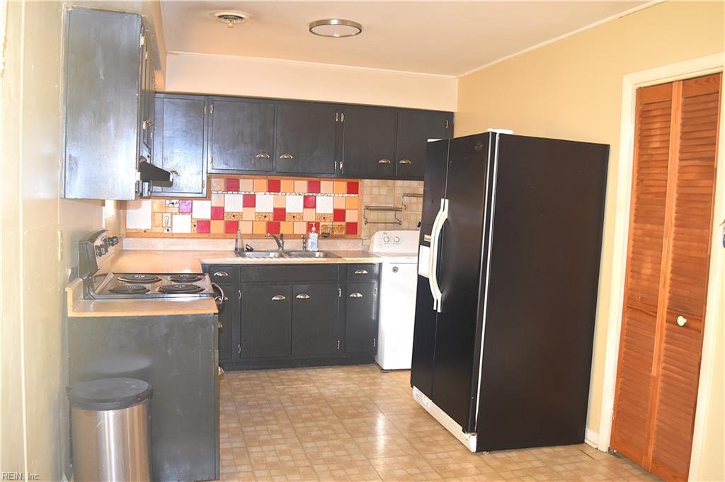 53 Chipley Drive Newport News VA 23602