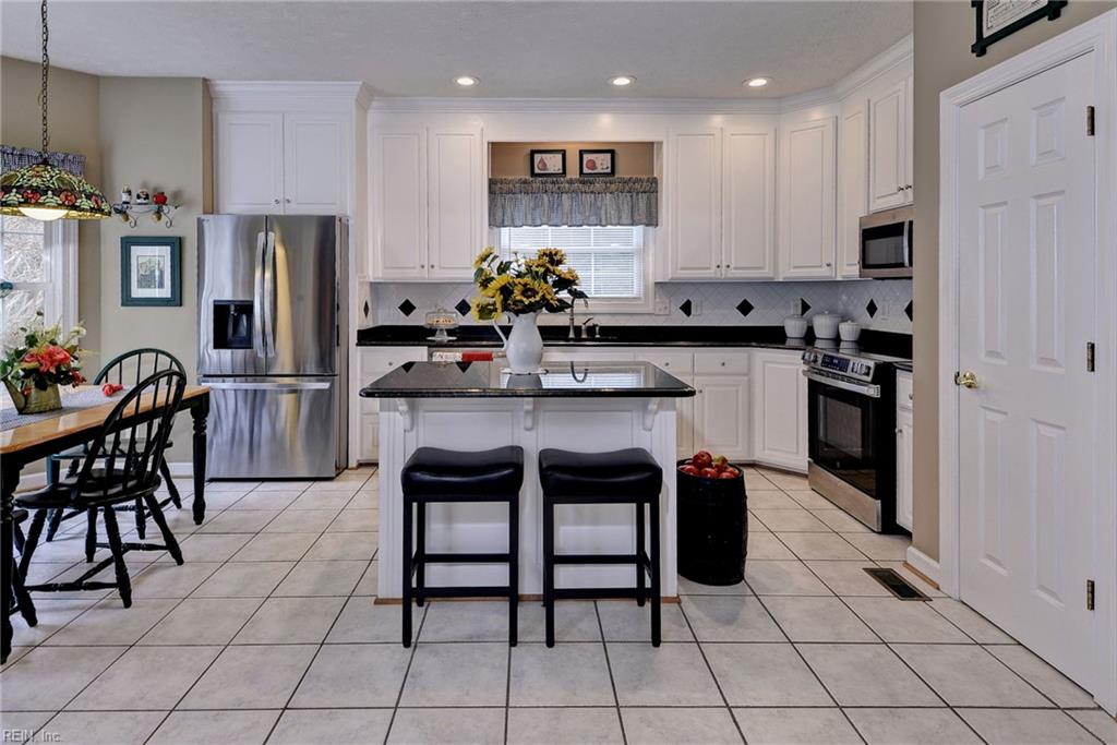 117 Tern Court Yorktown VA 23692
