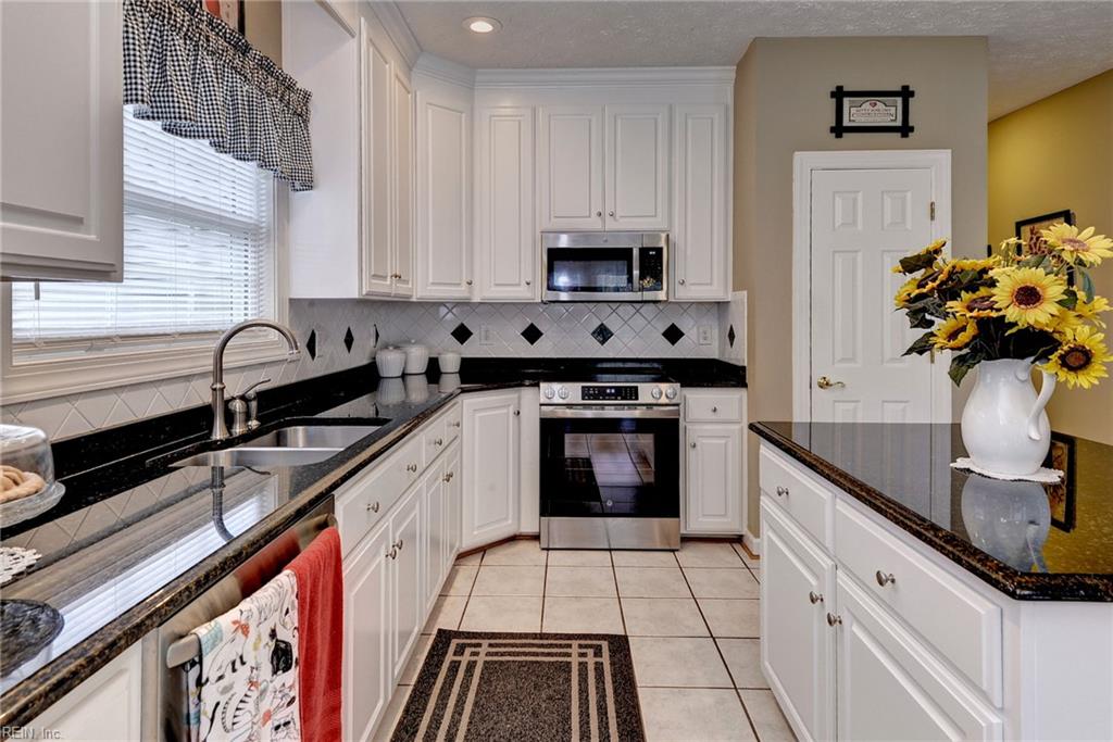 117 Tern Court Yorktown VA 23692