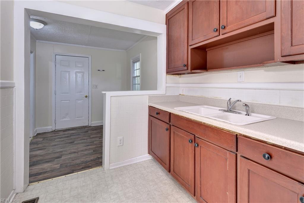 22 Morrison Avenue Newport News VA 23601