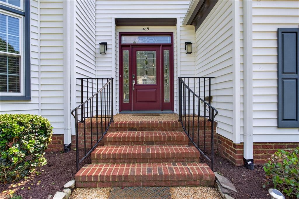 309 Treis Trail Yorktown VA 23693